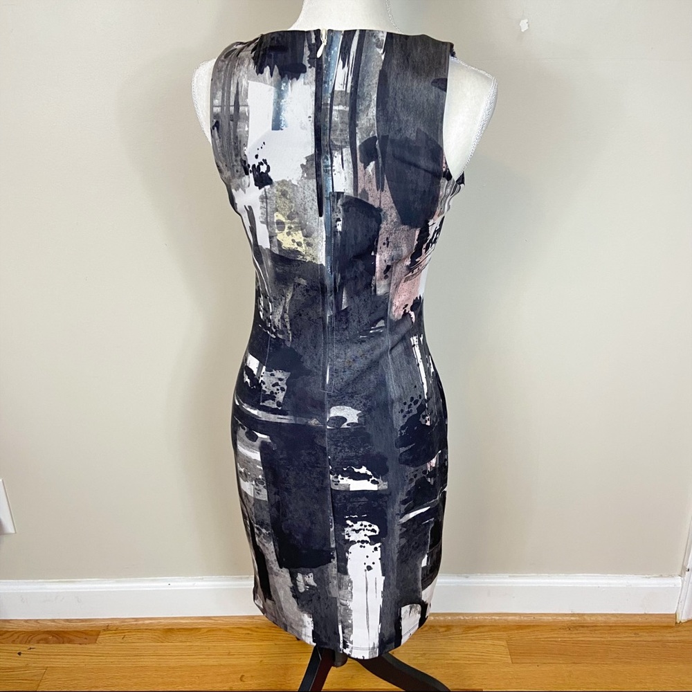H&M bodycon abstract print dress sleeveless midi sexy - Picture 5 of 10